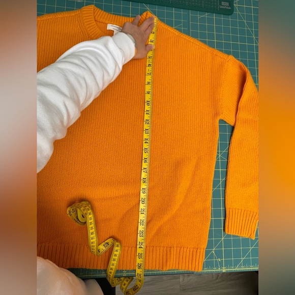 BNWOT Something Navy Orange Sweater (T&B) - Picture 9 of 11